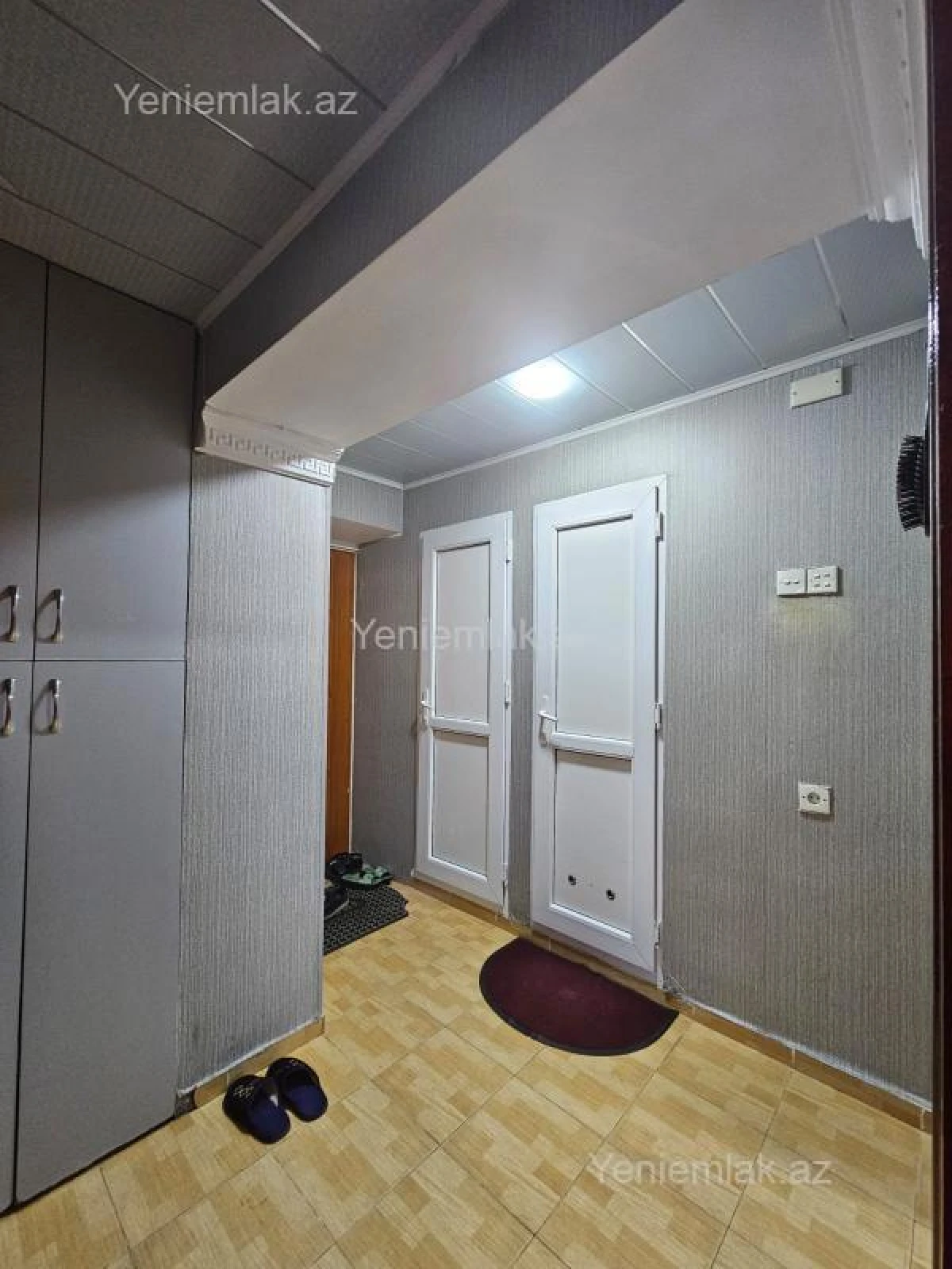Satılır 2 otaqlı köhnə tikili 45 m²