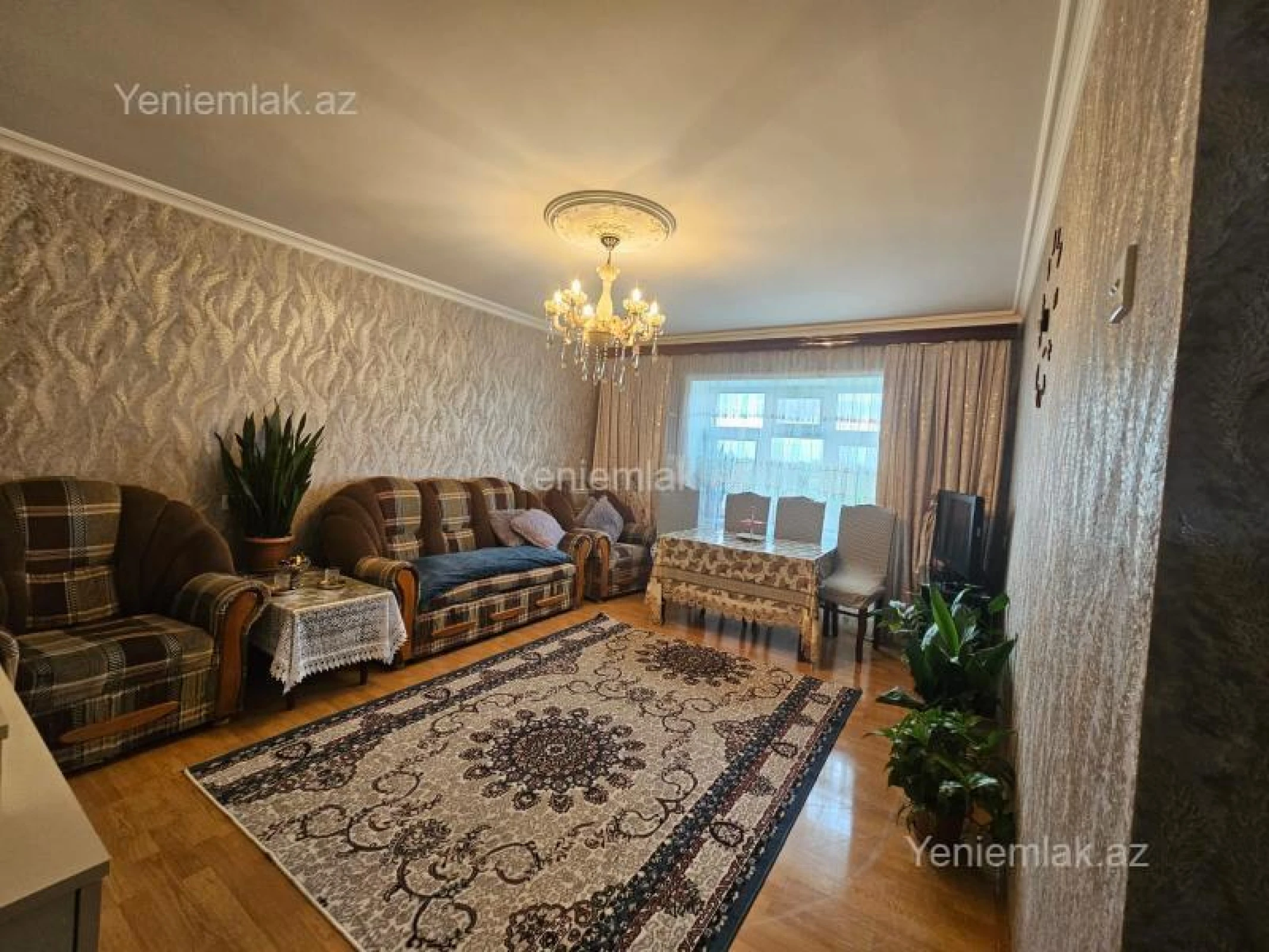 Satılır 2 otaqlı köhnə tikili 45 m²