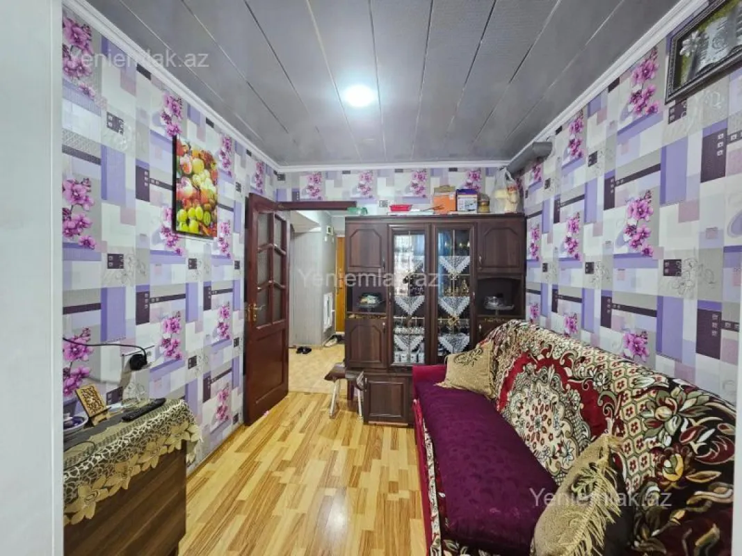 Satılır 2 otaqlı köhnə tikili 45 m²