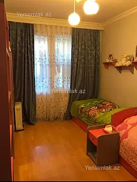 Satılır 5 otaqlı köhnə tikili 110 m²