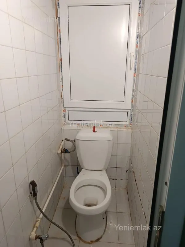 Satılır 3 otaqlı köhnə tikili 80 m²