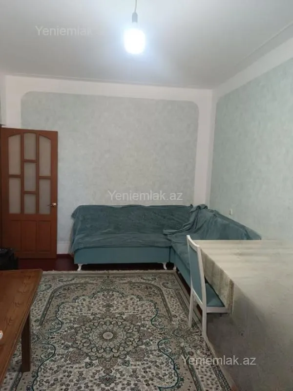 Satılır 3 otaqlı köhnə tikili 80 m²