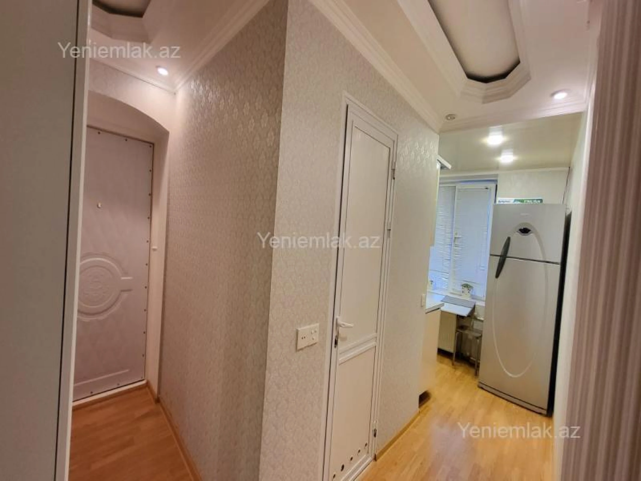 Satılır 2 otaqlı köhnə tikili 55 m²