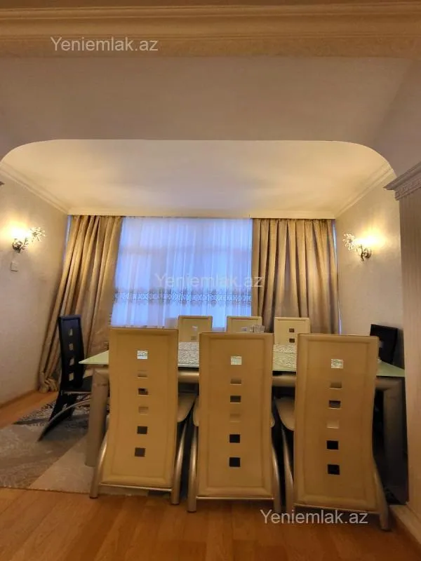 Satılır 2 otaqlı köhnə tikili 55 m²