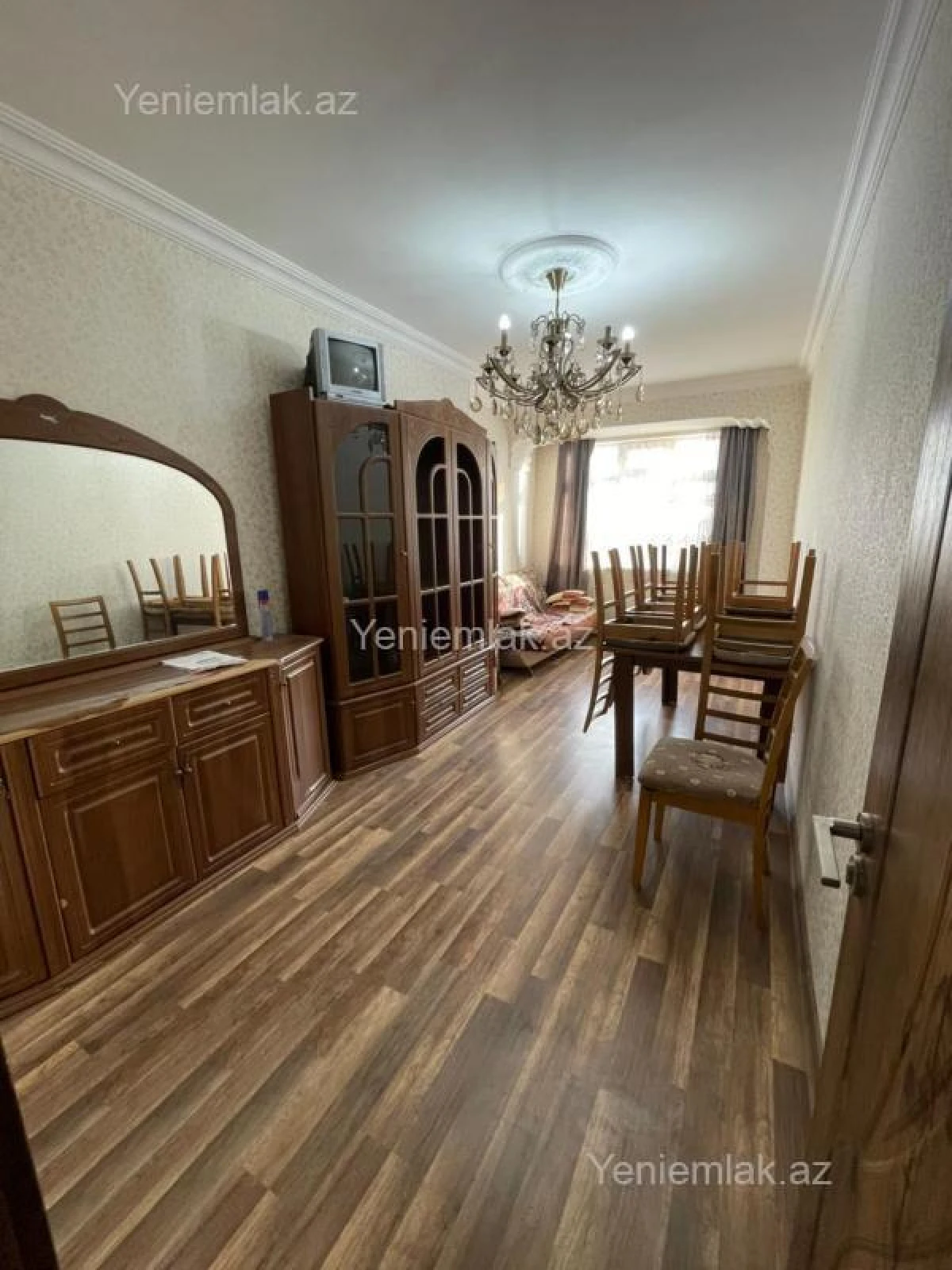Satılır 3 otaqlı köhnə tikili 80 m²