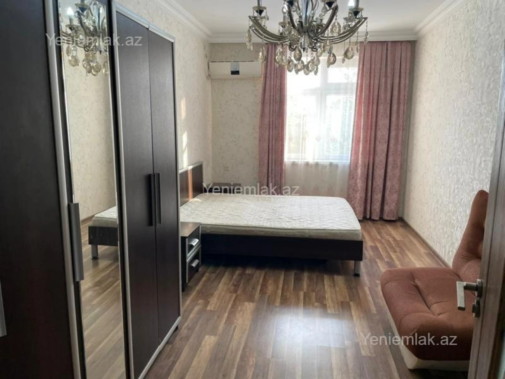 Satılır 3 otaqlı köhnə tikili 80 m²