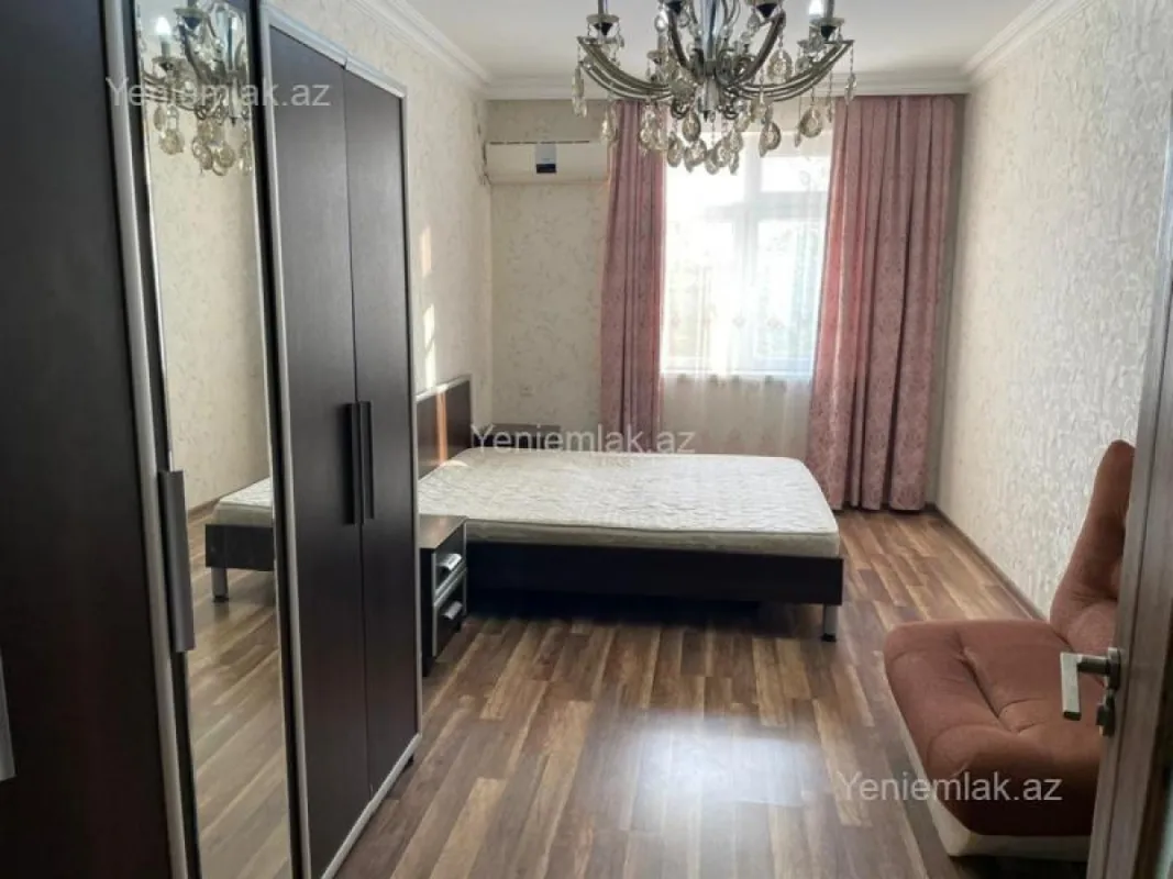 Satılır 3 otaqlı köhnə tikili 80 m²