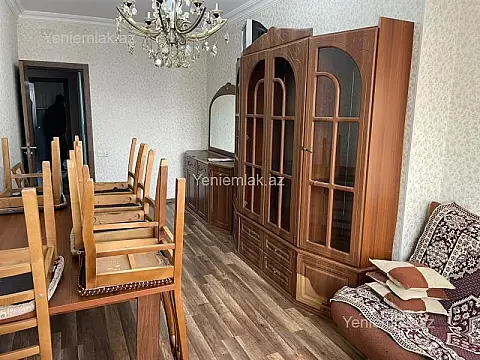 Satılır 3 otaqlı köhnə tikili 80 m²