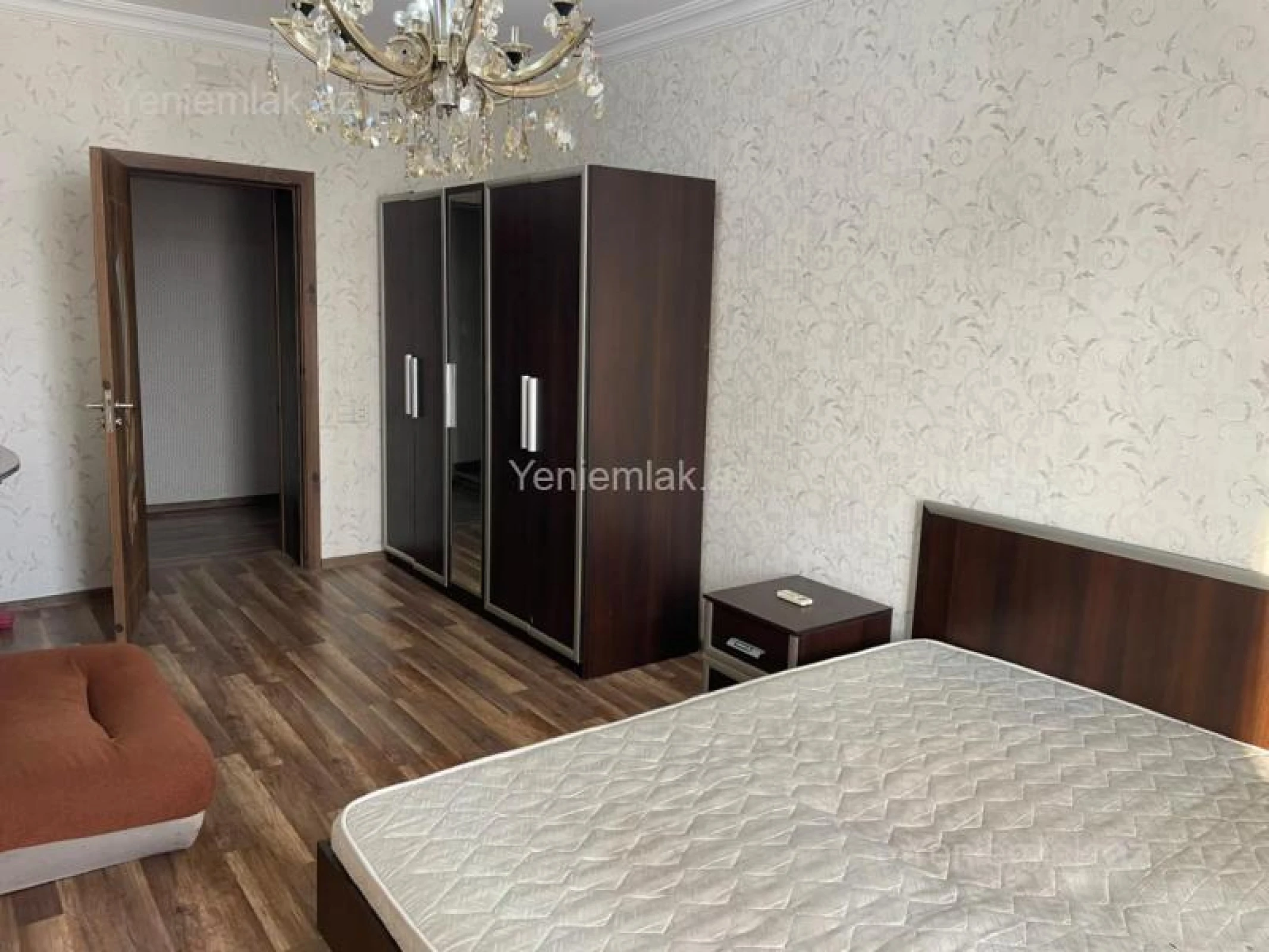 Satılır 3 otaqlı köhnə tikili 80 m²