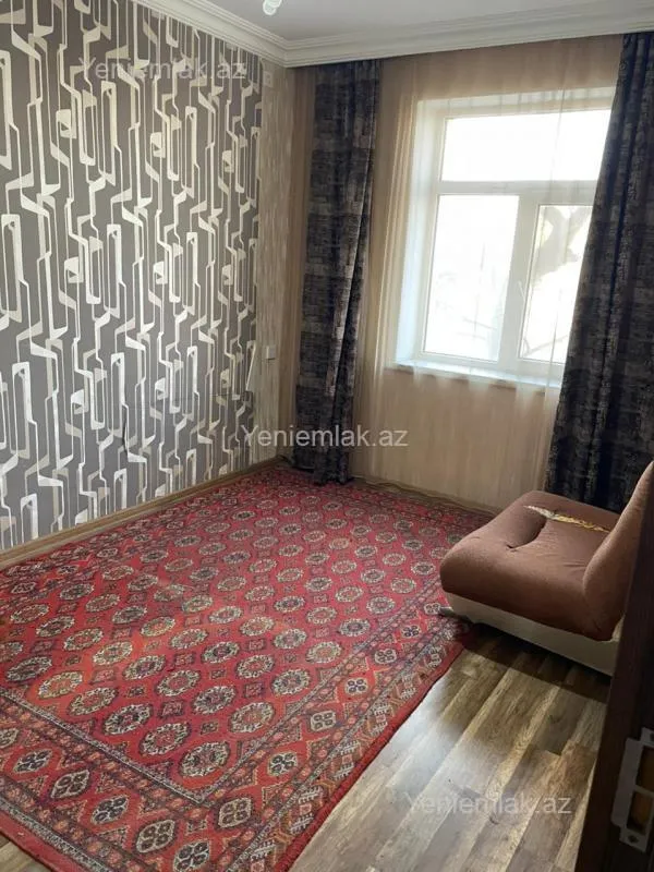Satılır 3 otaqlı köhnə tikili 80 m²