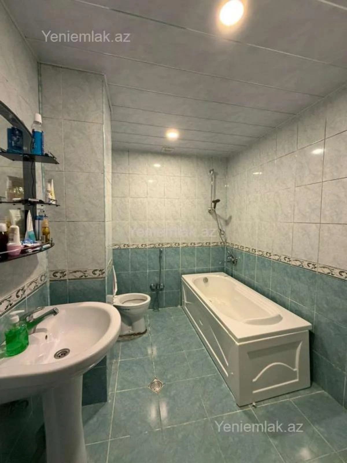 Satılır 2 otaqlı yeni tikili 50 m²