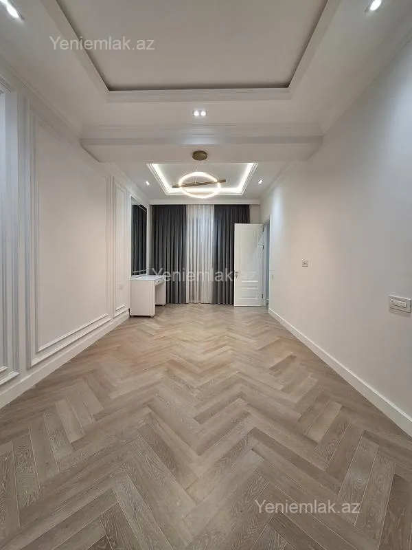 Satılır 4 otaqlı yeni tikili 205 m²