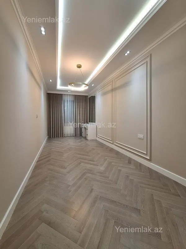 Satılır 4 otaqlı yeni tikili 205 m²