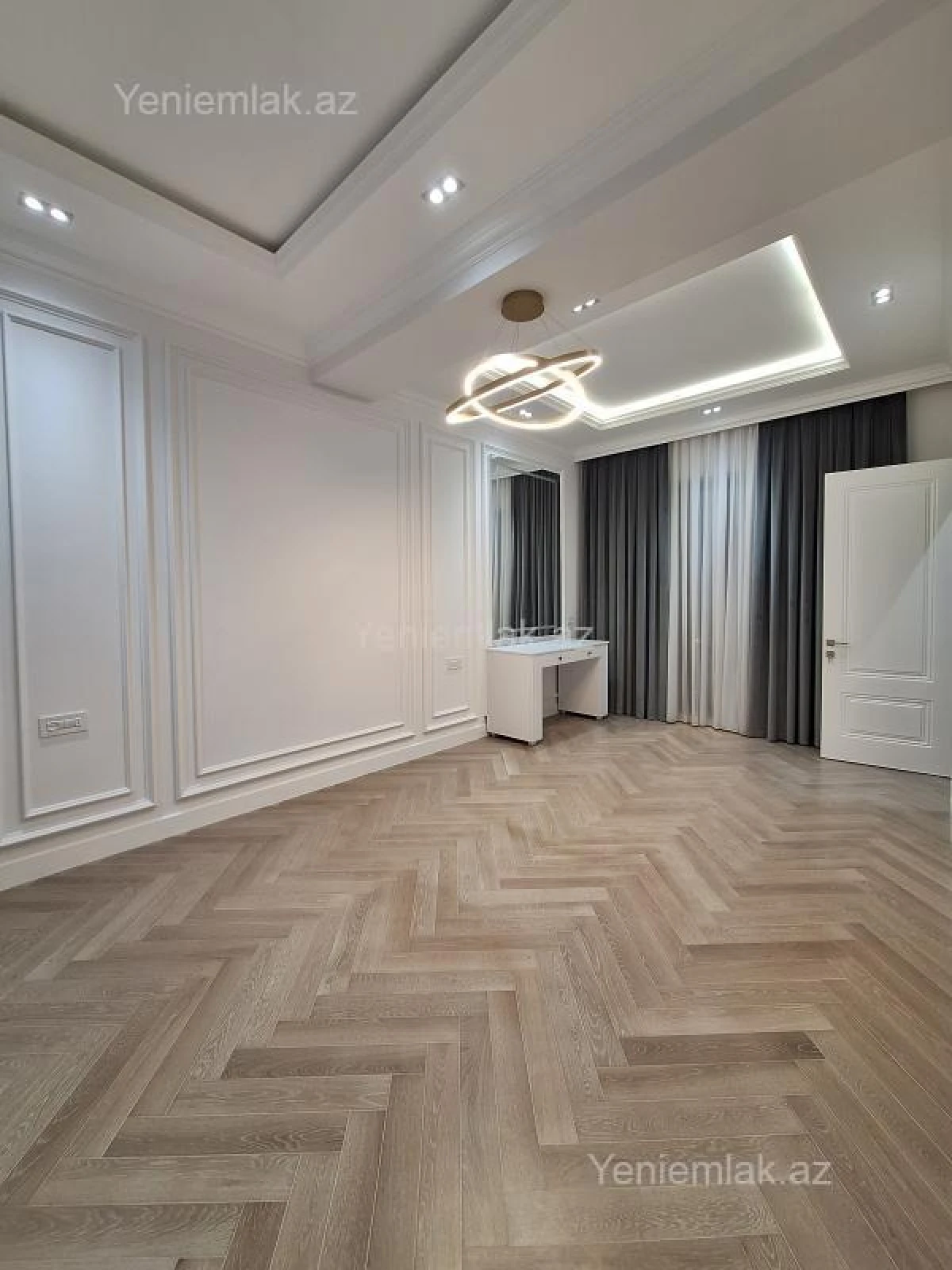 Satılır 4 otaqlı yeni tikili 205 m²