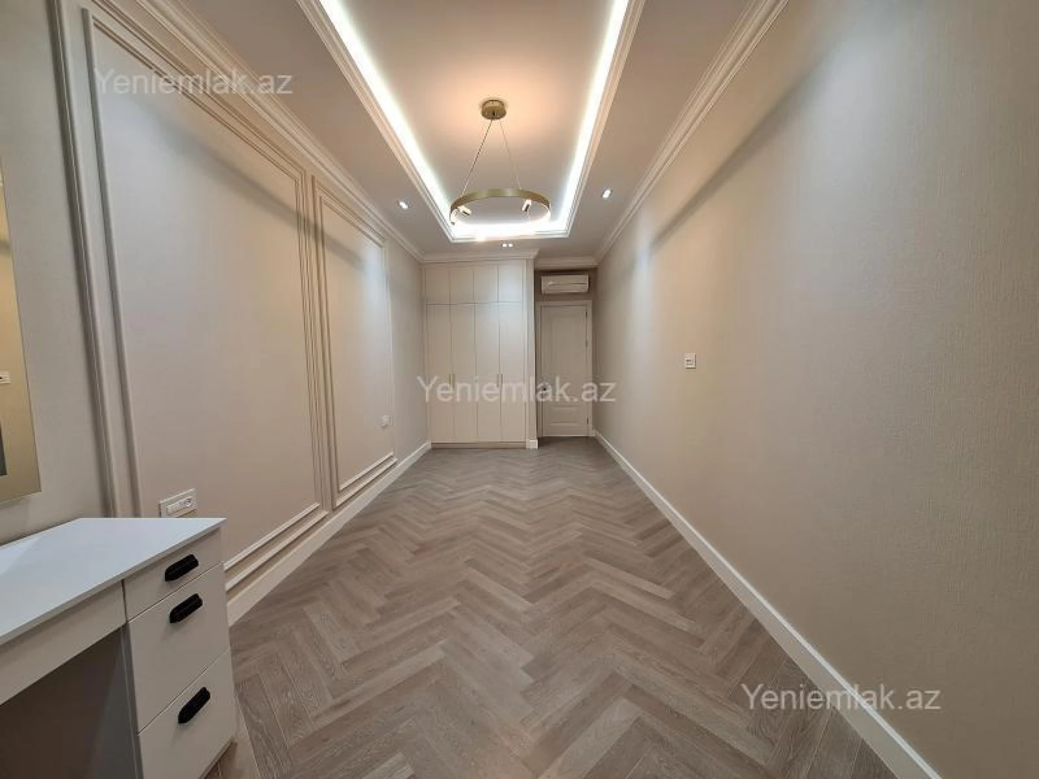 Satılır 4 otaqlı yeni tikili 205 m²