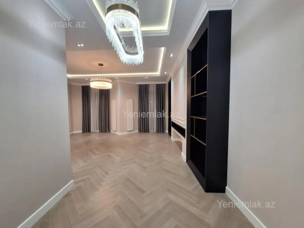 Satılır 4 otaqlı yeni tikili 205 m²