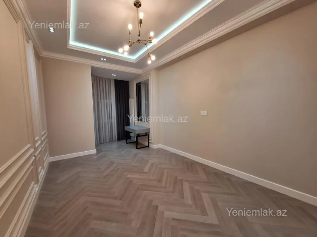 Satılır 4 otaqlı yeni tikili 205 m²