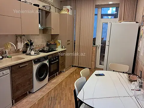 Satılır 2 otaqlı yeni tikili 78 m²