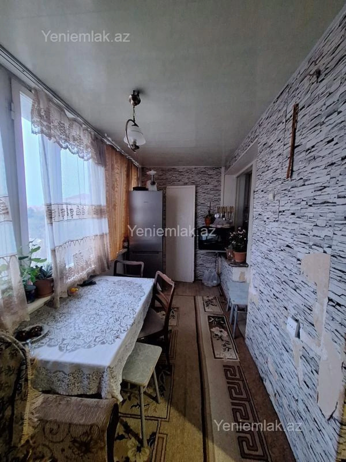 Satılır 4 otaqlı köhnə tikili 90 m²