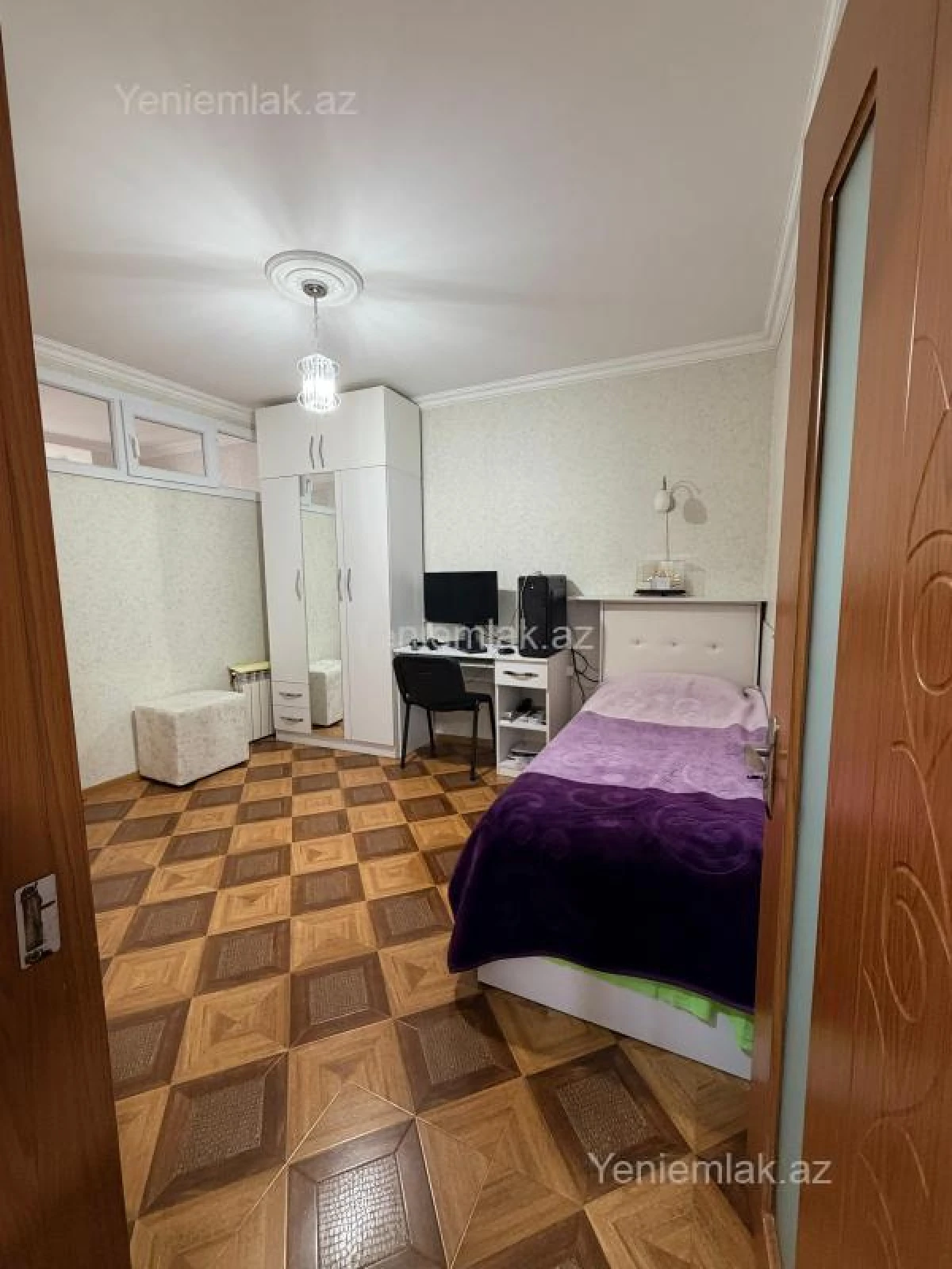 Satılır 4 otaqlı köhnə tikili 75 m²