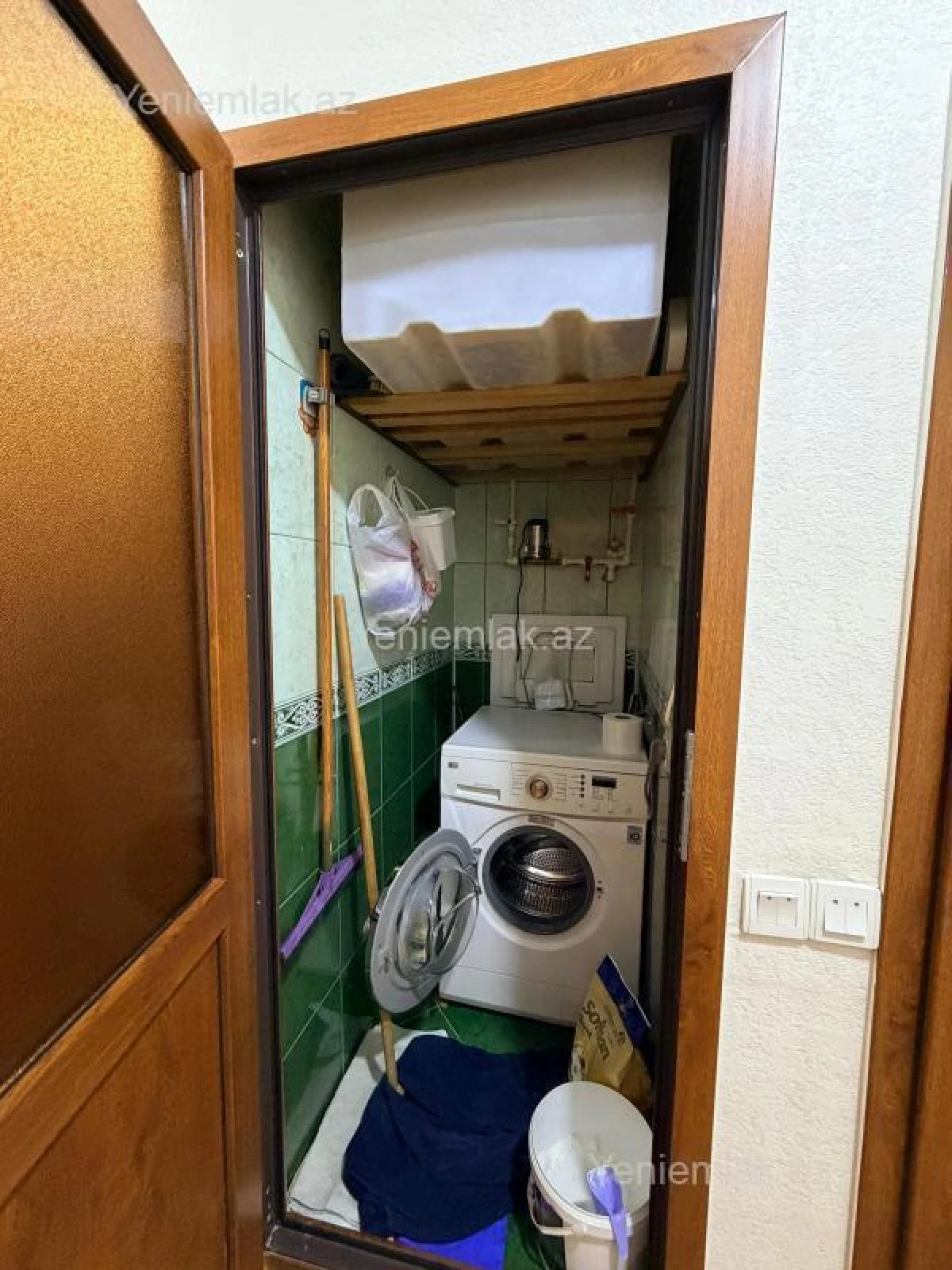 Satılır 4 otaqlı köhnə tikili 75 m²