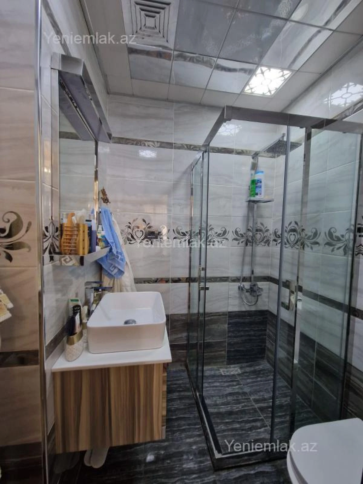 Satılır 4 otaqlı yeni tikili 160 m²