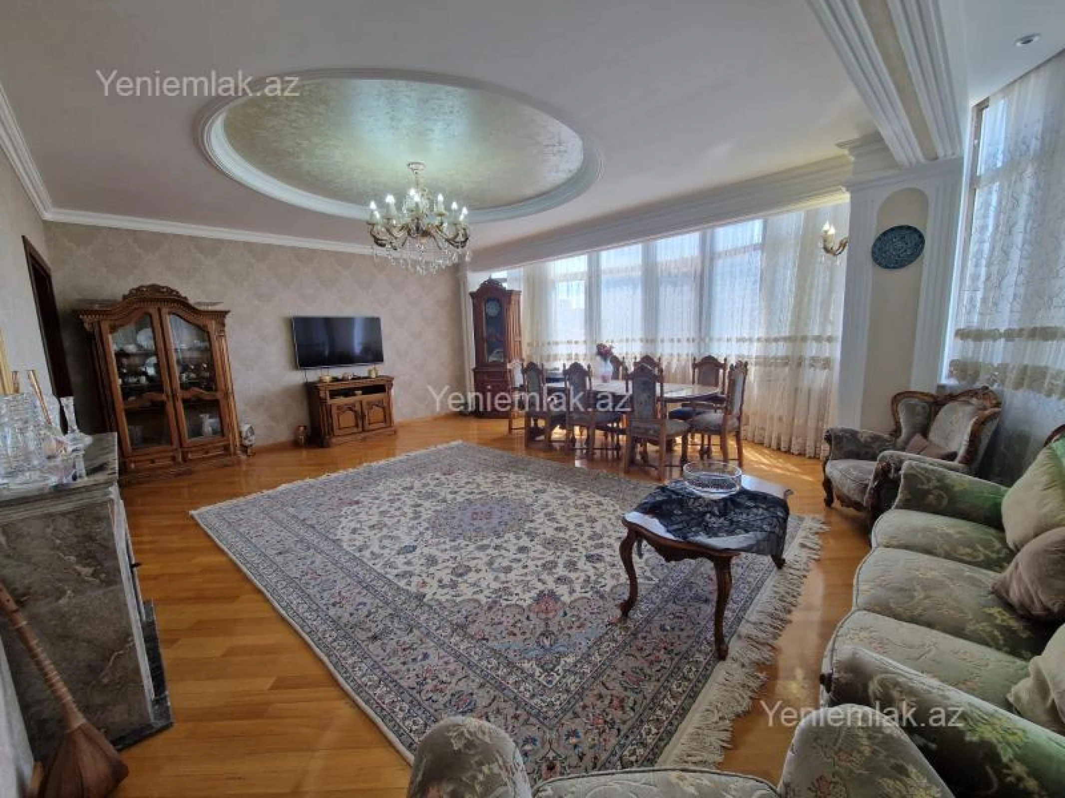 Satılır 4 otaqlı yeni tikili 160 m²