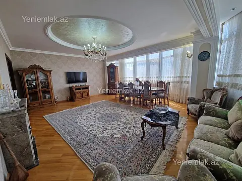 Satılır 4 otaqlı yeni tikili 160 m²