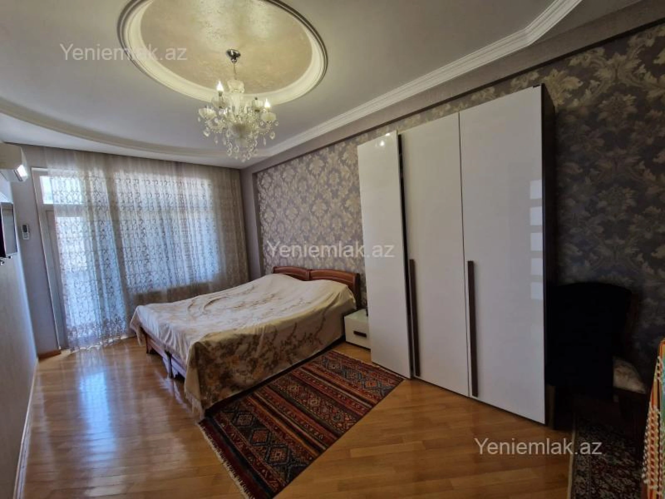 Satılır 4 otaqlı yeni tikili 160 m²