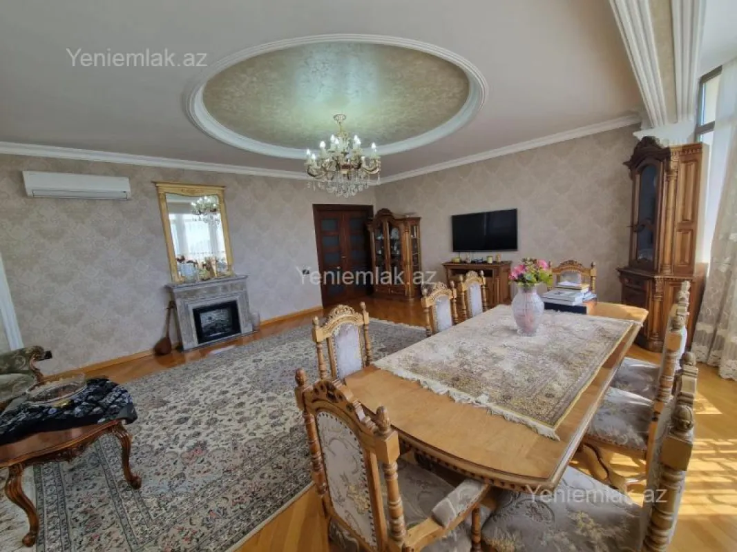 Satılır 4 otaqlı yeni tikili 160 m²