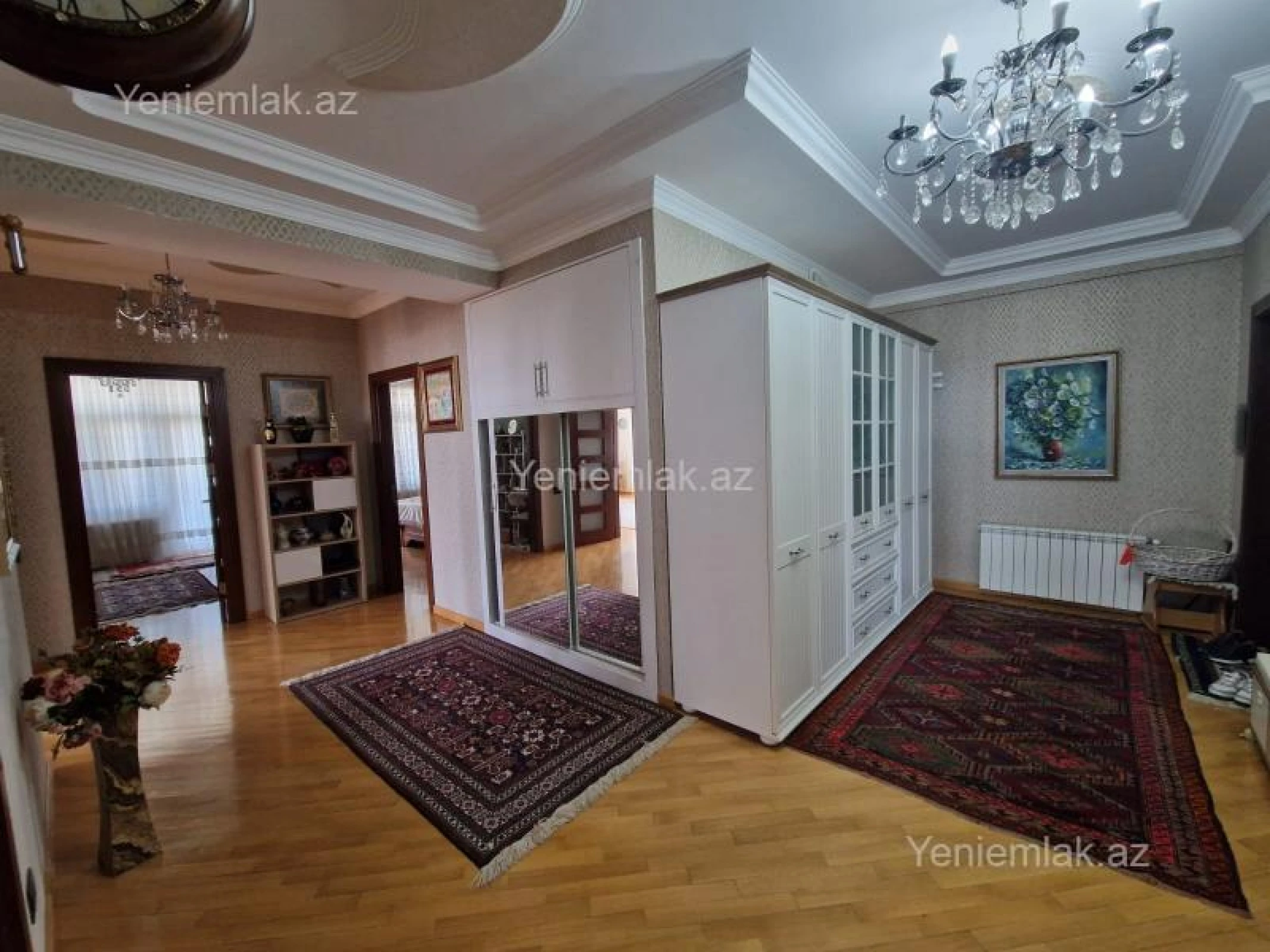 Satılır 4 otaqlı yeni tikili 160 m²