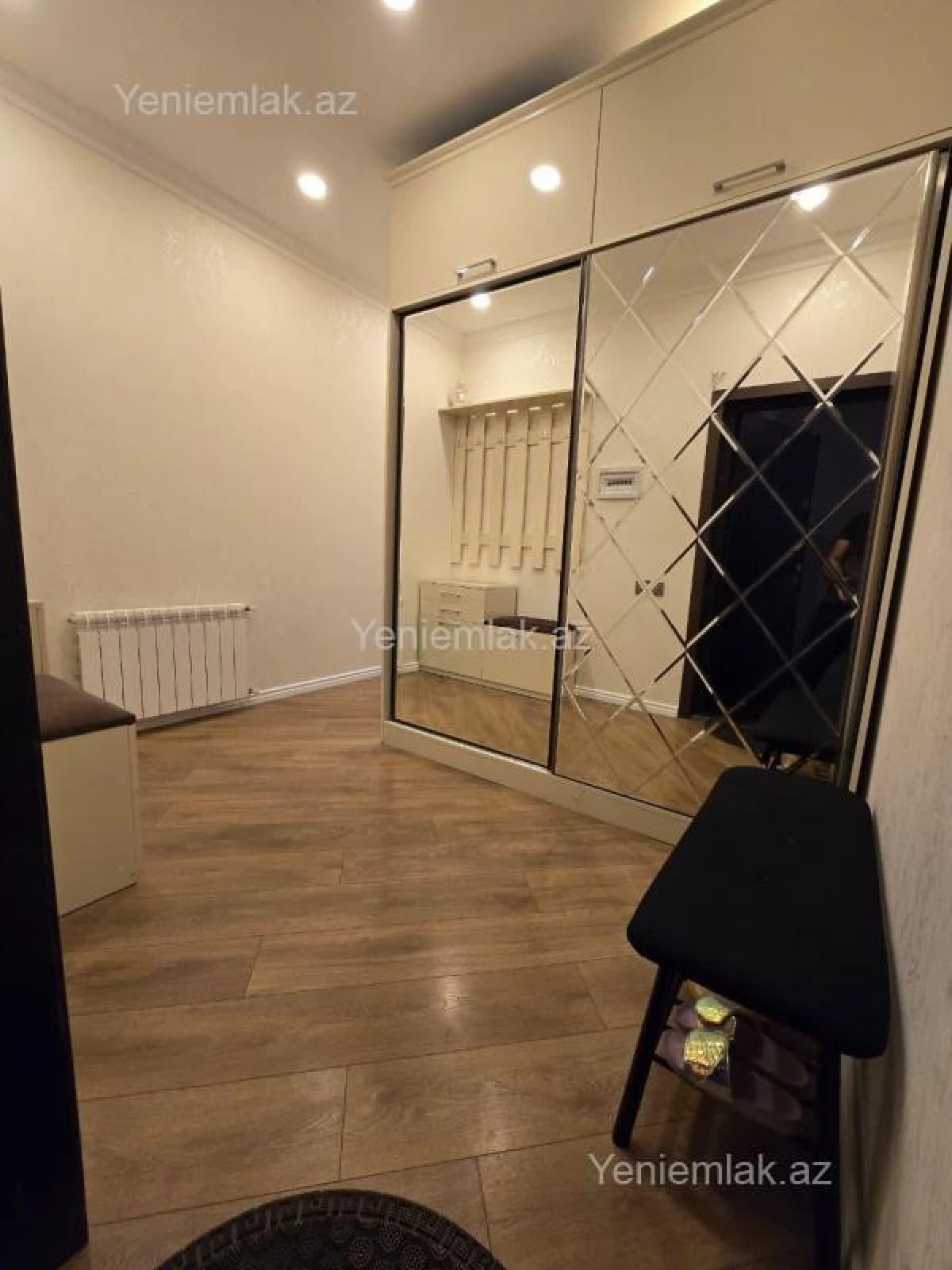 Satılır 2 otaqlı yeni tikili 96 m²