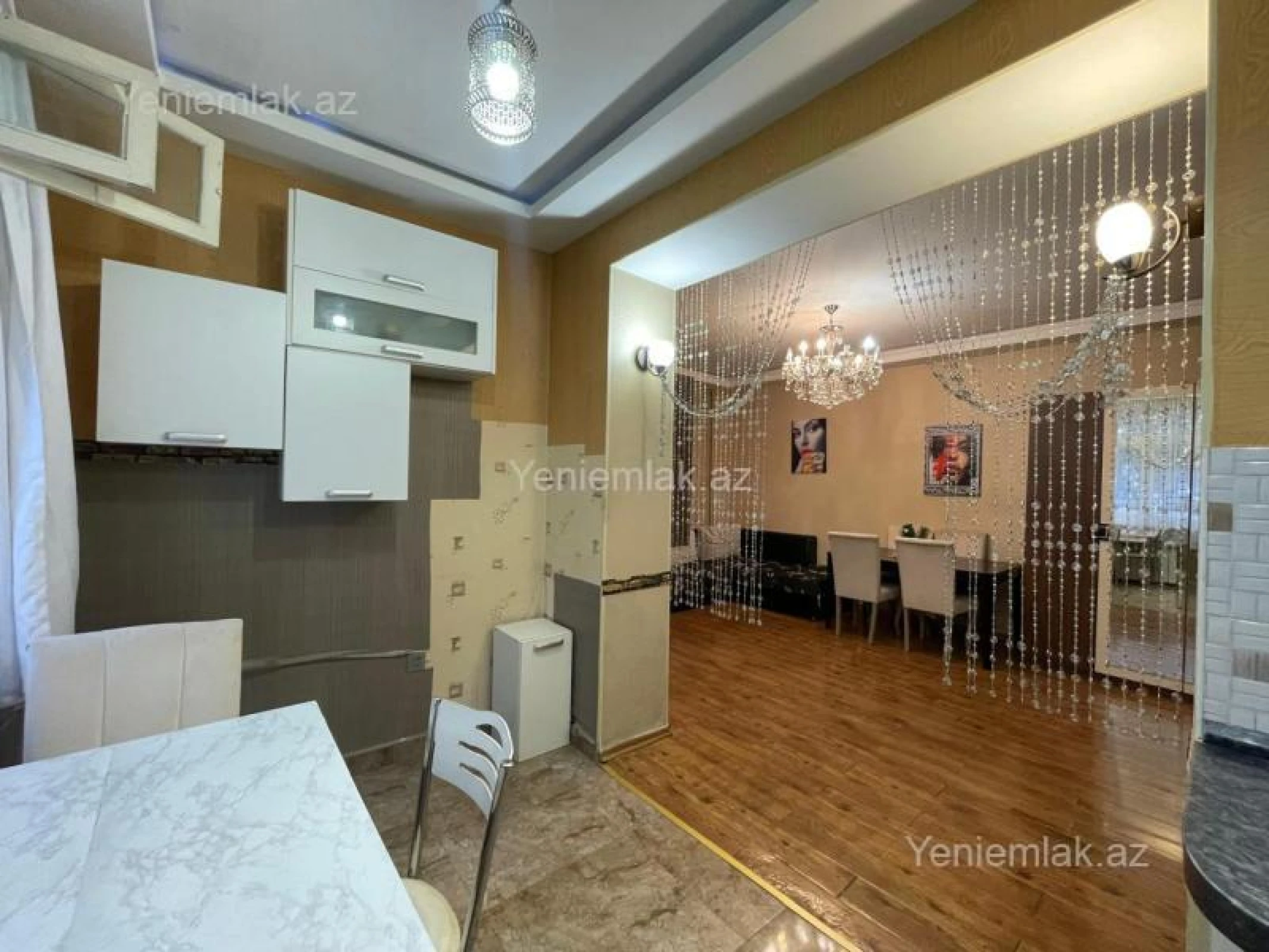 Satılır 3 otaqlı köhnə tikili 85 m²