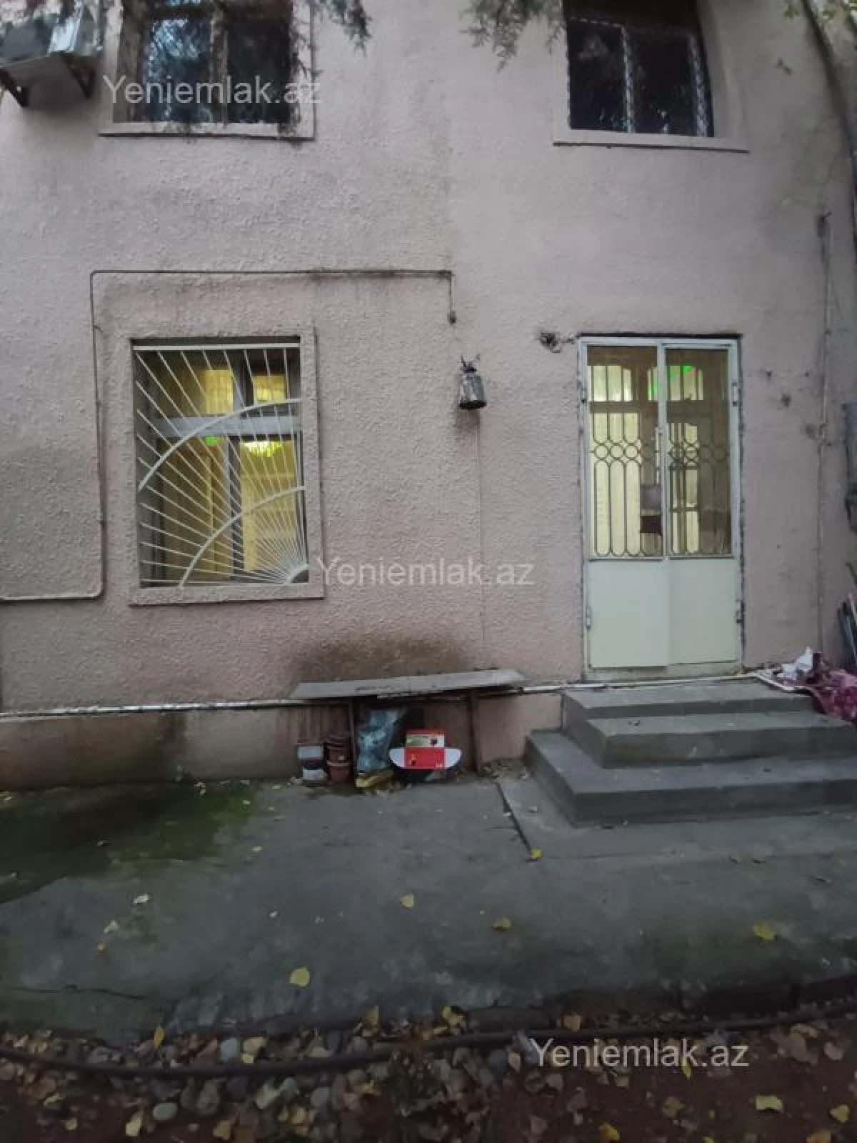 Satılır 3 otaqlı köhnə tikili 85 m²