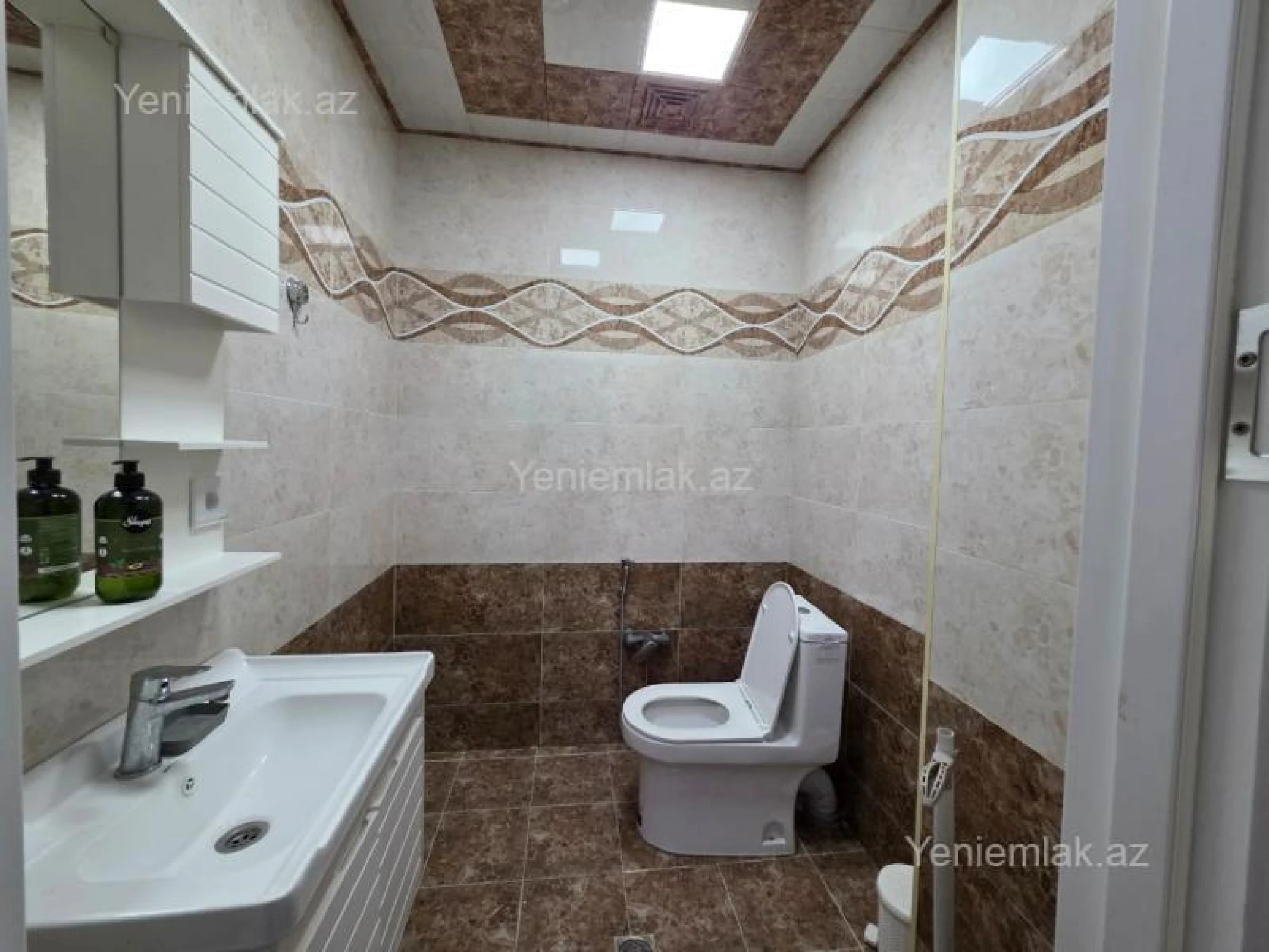 Satılır 2 otaqlı yeni tikili 92 m²