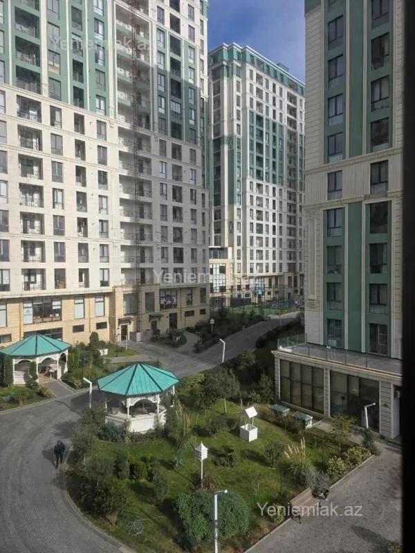 Satılır 2 otaqlı yeni tikili 92 m²