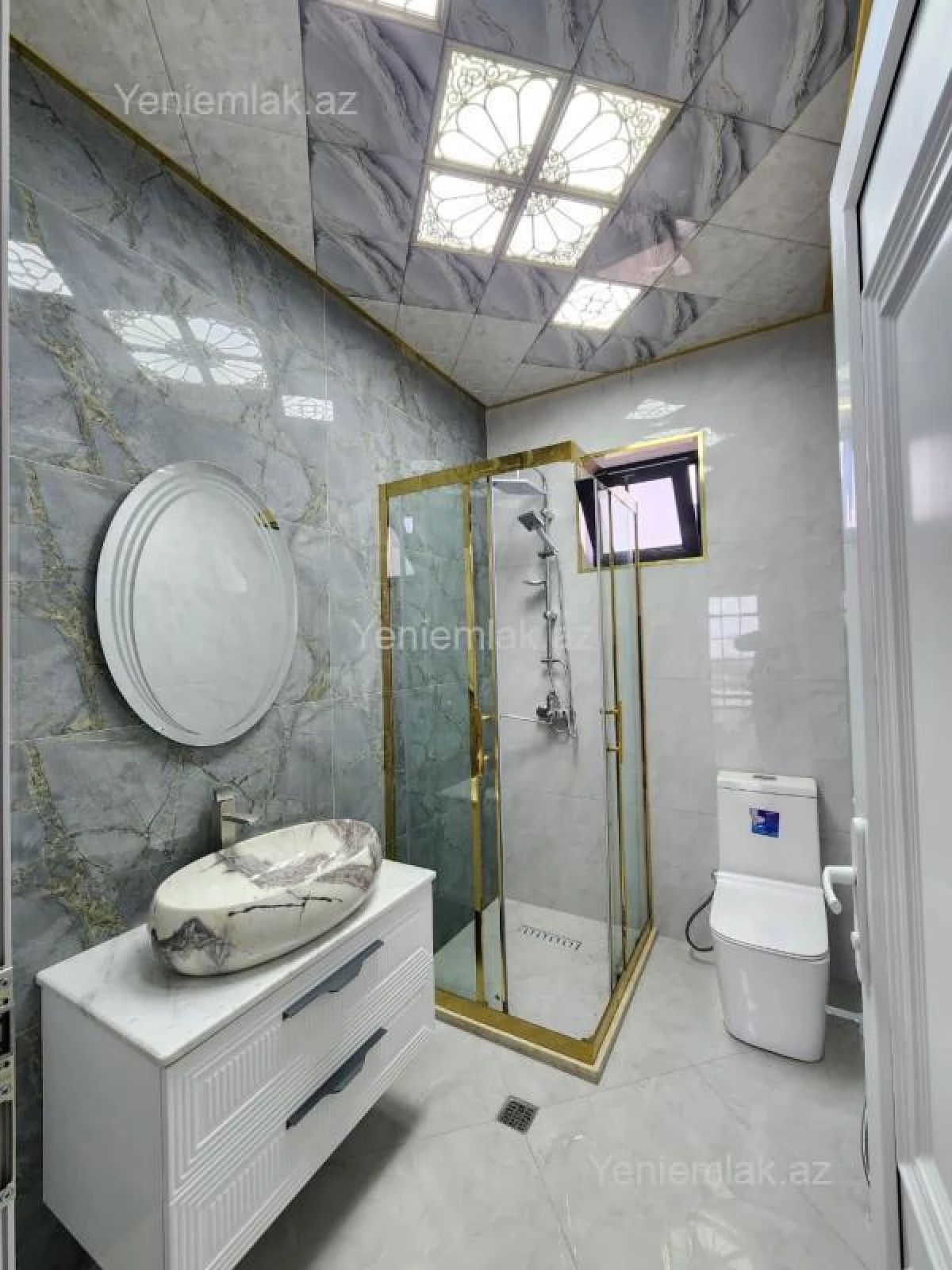 Satılır 5 otaqlı həyət evi 250 m²