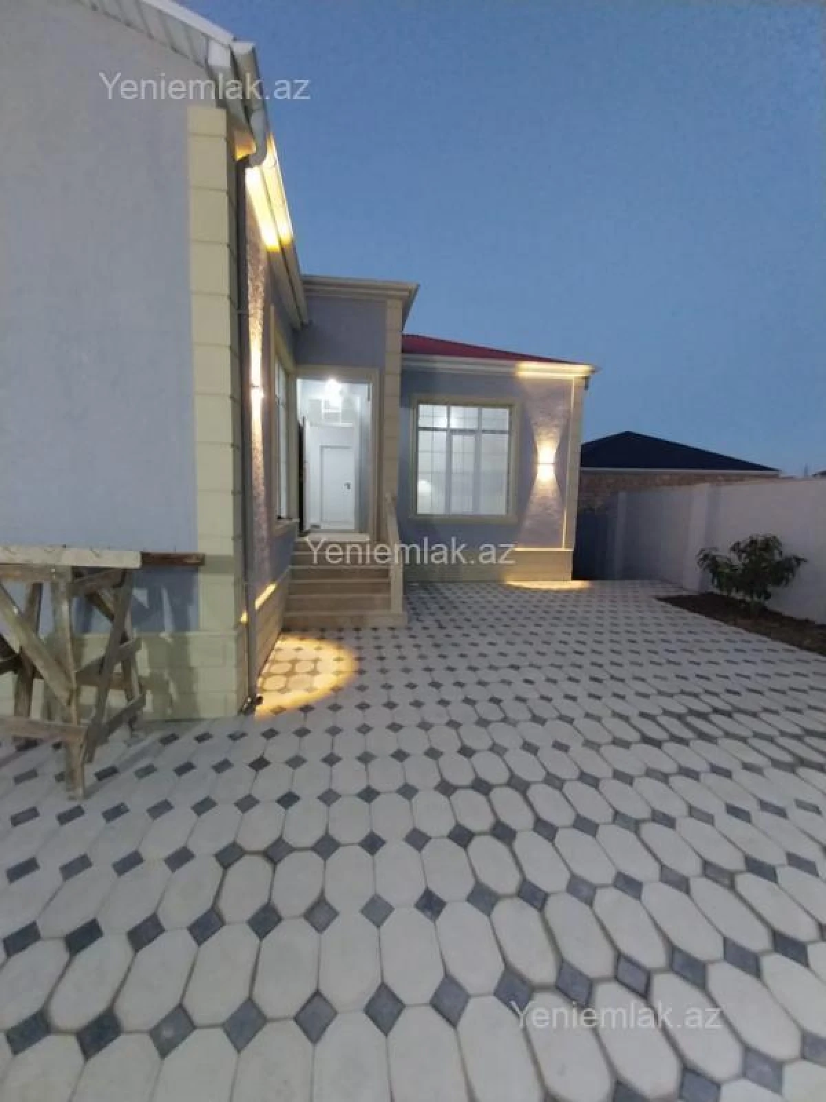 Satılır 4 otaqlı həyət evi 120 m²