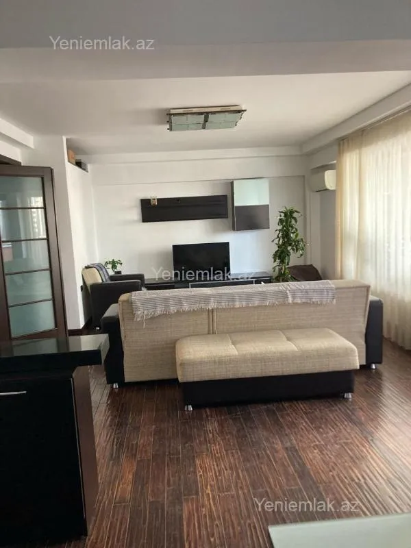 Satılır 3 otaqlı yeni tikili 122 m²
