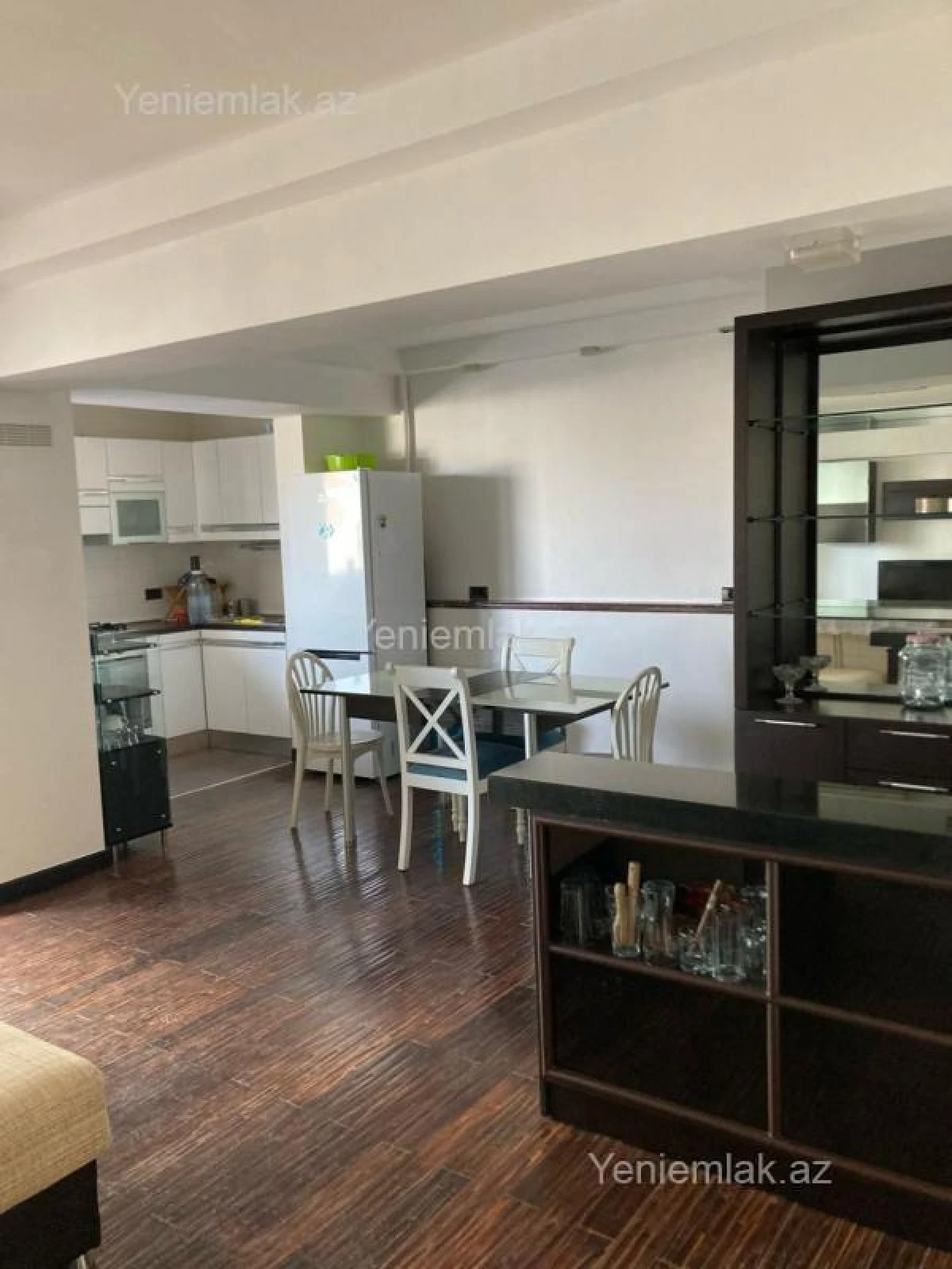Satılır 3 otaqlı yeni tikili 122 m²