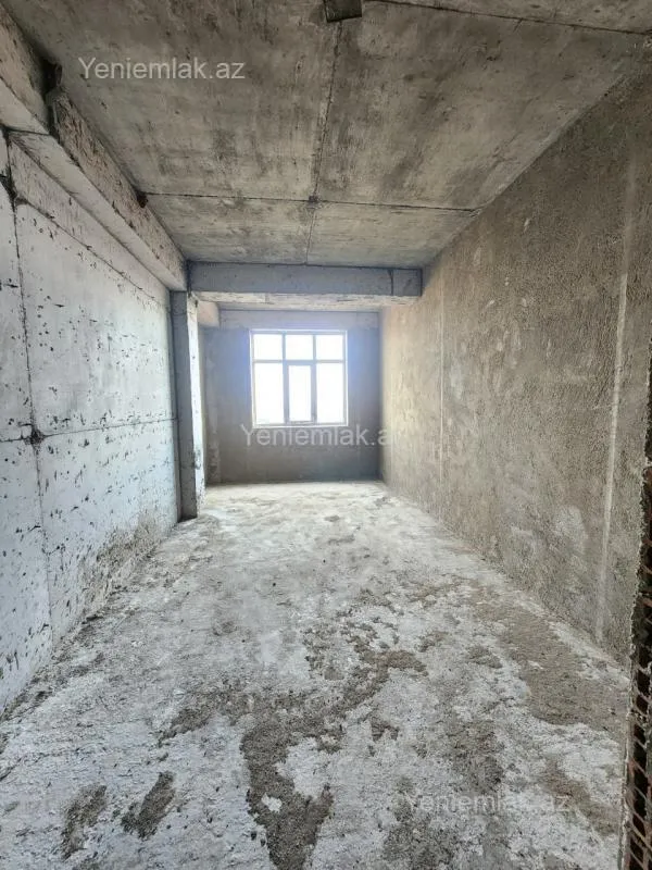 Satılır 3 otaqlı yeni tikili 130 m²