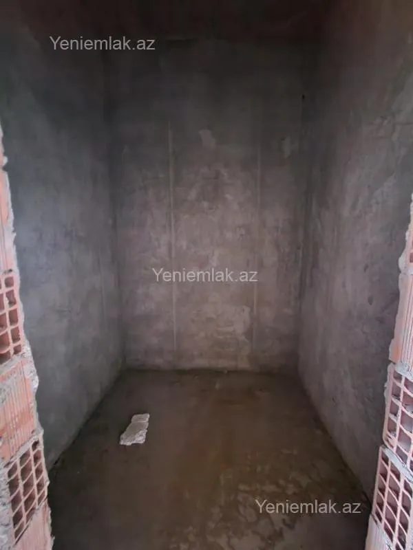 Satılır 3 otaqlı yeni tikili 130 m²