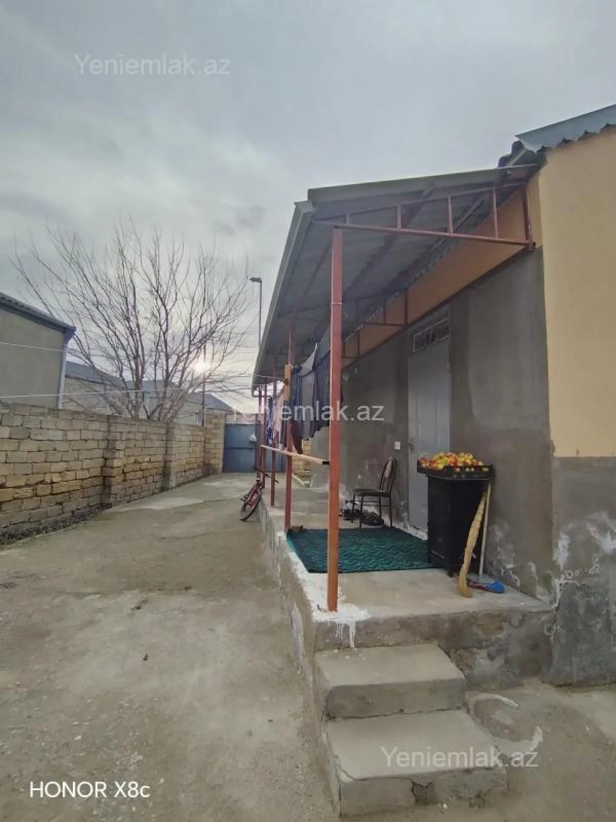 Satılır 6 otaqlı həyət evi 200 m²