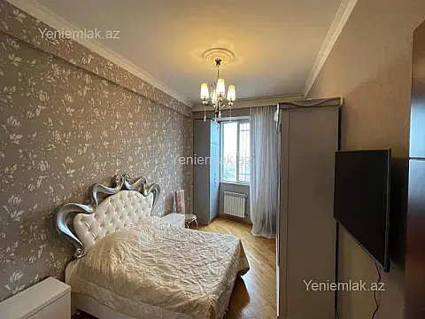 Satılır 3 otaqlı yeni tikili 105 m²