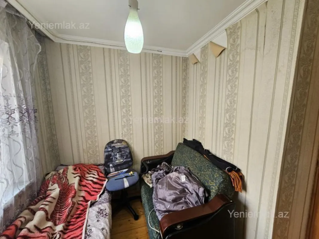 Satılır 2 otaqlı köhnə tikili 35 m²