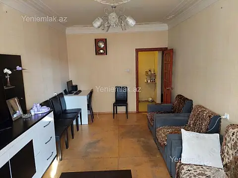 Satılır 4 otaqlı köhnə tikili 100 m² — Bakı, Suraxanı 4 otaq 100.00 m²