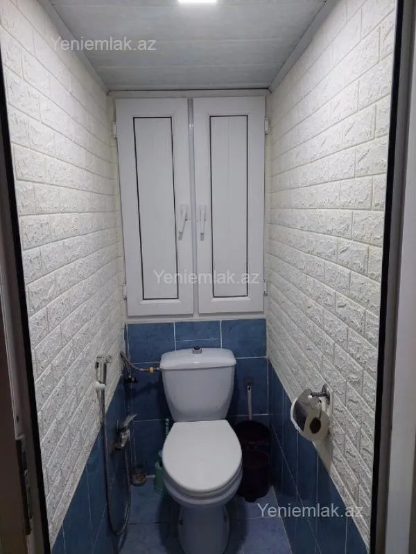 Satılır 4 otaqlı köhnə tikili 100 m²