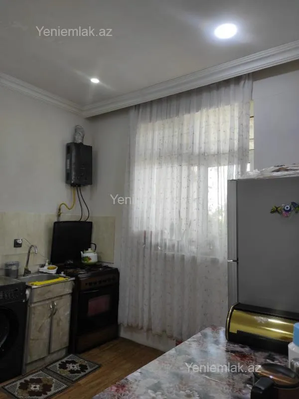 Satılır 3 otaqlı həyət evi 100 m²