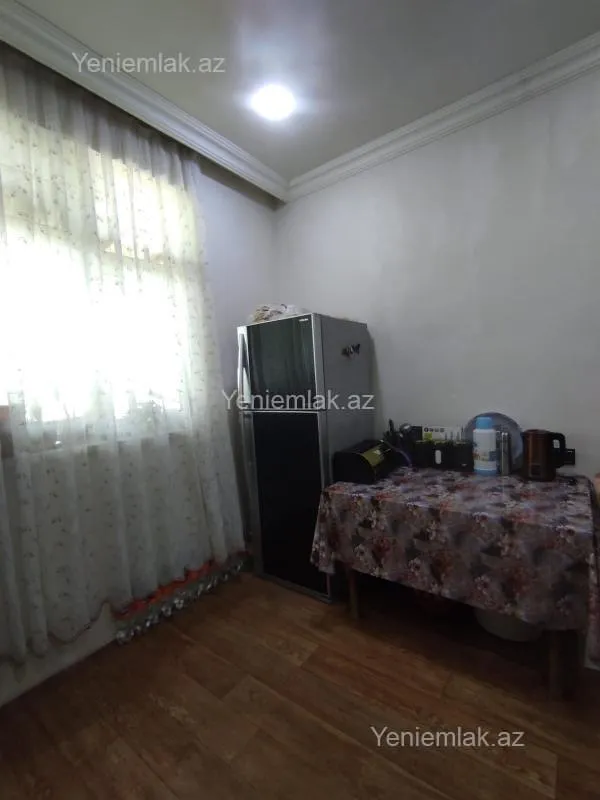 Satılır 3 otaqlı həyət evi 100 m²