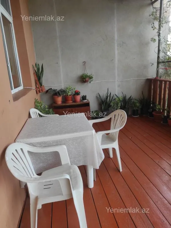 Satılır 3 otaqlı həyət evi 100 m²